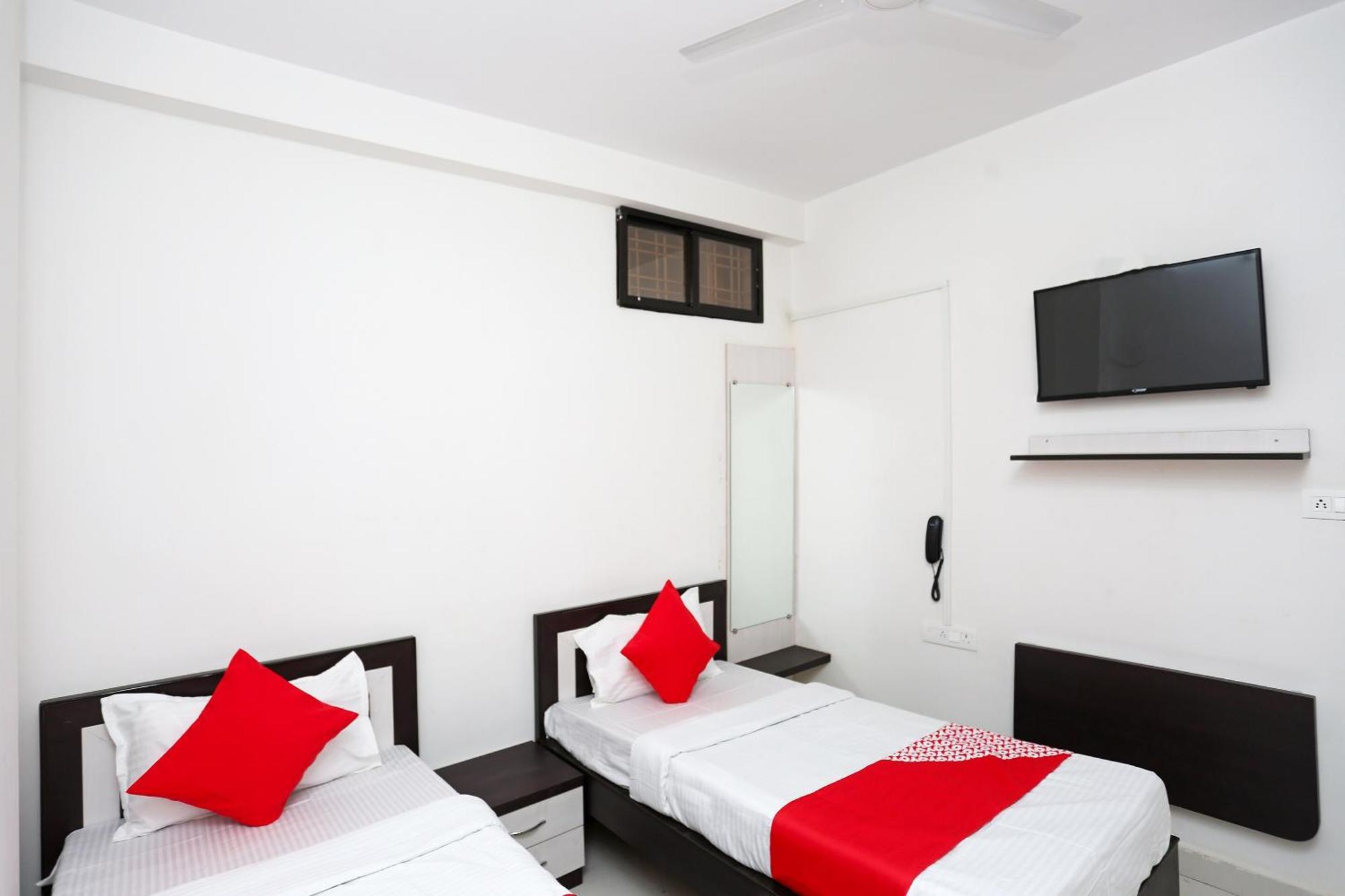 Hotel O 30359 Hotel The Vinayak Bhopal Zewnętrze zdjęcie